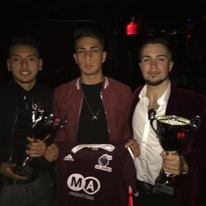 Meet your Posher, Max